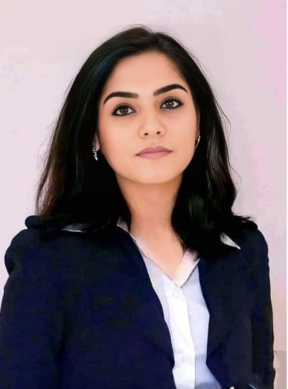 Dr Aishwarya Anil Dhanwat